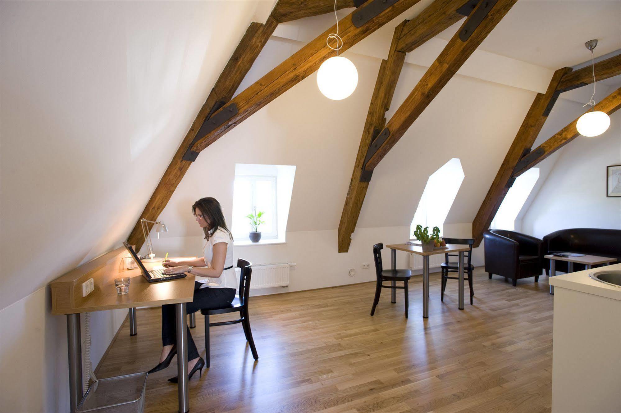 Campuszwei - Hotel & Boardinghouse لودفيغسبرغ المظهر الخارجي الصورة