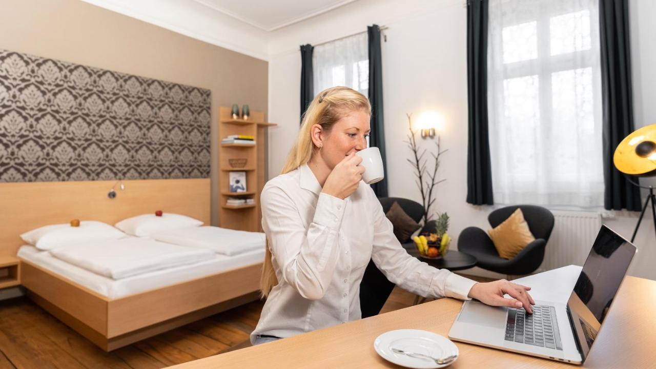 Campuszwei - Hotel & Boardinghouse لودفيغسبرغ المظهر الخارجي الصورة
